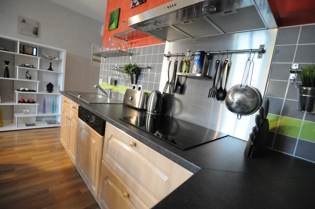 Appartement De Charme Climatise Pour 6 A 8 Pers 엉부와스 객실 사진